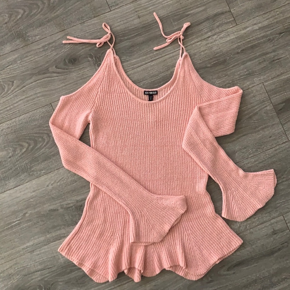 NWT-Express-Dusty Pink-Cold Shoulder-Tie Top-Bell Sleeved Sweater-Size Medium